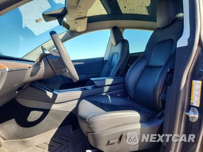 Zdjęcie 7 z 13 samochodu: 2023 TESLA MODEL Y VIN:7SAYGDEE4PA106702 - miniatura