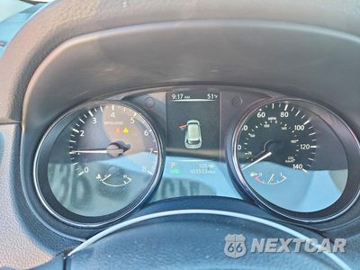 Zdjęcie 9 z 12 samochodu: 2017 NISSAN ROGUE SV VIN:5N1AT2MV2HC821216 - miniatura