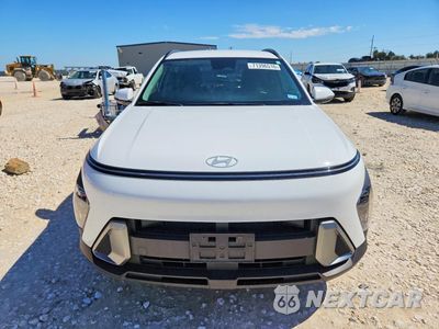 Piąte zdjęcie samochodu w środku: 2025 HYUNDAI KONA SEL VIN:KM8HC3AB3SU213897 - miniatura