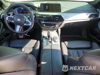 Zdjęcie 8 z 13 samochodu: 2017 BMW 540 I VIN:WBAJE5C3XHG913809 - miniatura