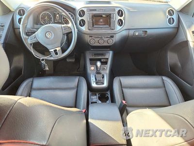 Zdjęcie 8 z 13 samochodu: 2016 VOLKSWAGEN TIGUAN S VIN:WVGBV7AX7GW541502 - miniatura