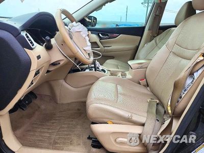 Zdjęcie 7 z 14 samochodu: 2015 NISSAN ROGUE SL VIN:5N1AT2MV2FC765503 - miniatura