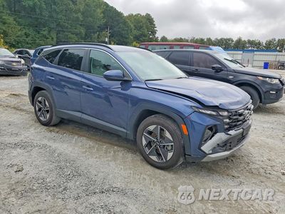Czwarte zdjęcie samochodu z boku: 2025 HYUNDAI TUCSON SEL VIN:5NMJB3DE3SH444451 - miniatura