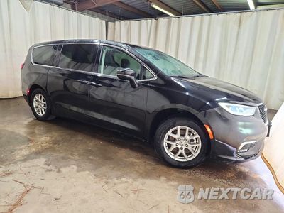 Czwarte zdjęcie samochodu z boku: 2024 CHRYSLER PACIFICA TOURING L VIN:2C4RC1BG4RR155300 - miniatura