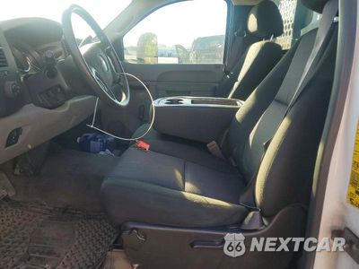 Zdjęcie 7 z 13 samochodu: 2012 CHEVROLET SILVERADO C3500 VIN:1GB3CZCG9CF121410 - miniatura