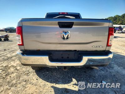 Zdjęcie 6 z 13 samochodu: 2023 RAM 2500 TRADESMAN VIN:3C6UR5CL0PG500392 - miniatura