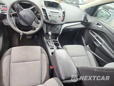 Zdjęcie 8 z 13 samochodu: 2017 FORD ESCAPE SE VIN:1FMCU9GD2HUC41380 - miniatura