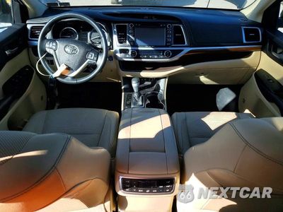 Zdjęcie 8 z 14 samochodu: 2018 TOYOTA HIGHLANDER HYBRID LIMITED PLATINUM VIN:5TDDGRFH6JS045005 - miniatura