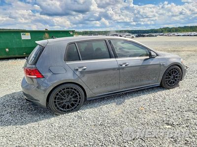 Trzecie zdjęcie samochodu z tyłu: 2018 VOLKSWAGEN GOLF R VIN:WVWWF7AU6JW184992 - miniatura