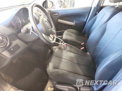 Zdjęcie 7 z 12 samochodu: 2011 MAZDA MAZDA2 VIN:JM1DE1HZ4B0115117 - miniatura