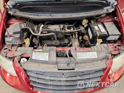 Zdjęcie 12 z 13 samochodu: 2005 CHRYSLER TOWN & COUNTRY TOURING VIN:2C4GP54L65R551736 - miniatura