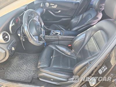 Zdjęcie 7 z 12 samochodu: 2018 MERCEDES-BENZ C 43 4MATIC AMG VIN:55SWF6EB2JU262402 - miniatura