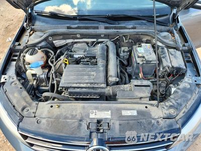 Zdjęcie 11 z 12 samochodu: 2017 VOLKSWAGEN JETTA SE VIN:3VWDB7AJXHM245020 - miniatura