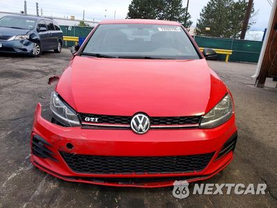 Piąte zdjęcie samochodu w środku: 2018 VOLKSWAGEN GTI S VIN:3VW547AU3JM254091 - miniatura