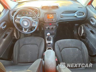 Zdjęcie 8 z 13 samochodu: 2015 JEEP RENEGADE LATITUDE VIN:ZACCJABH0FPB58028 - miniatura