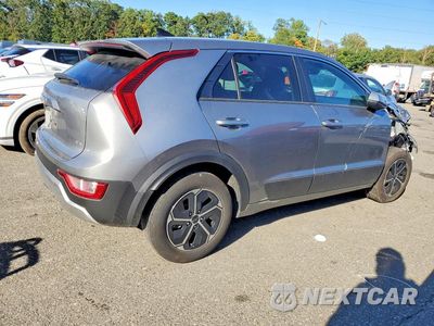 Trzecie zdjęcie samochodu z tyłu: 2026 KIA NIRO LX VIN:KNDCP3LEXT5325926 - miniatura
