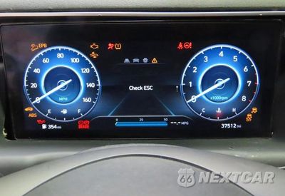 Zdjęcie 8 z 11 samochodu: 2023 HYUNDAI SANTA CRUZ NIGHT VIN:5NTJCDAF9PH062484 - miniatura