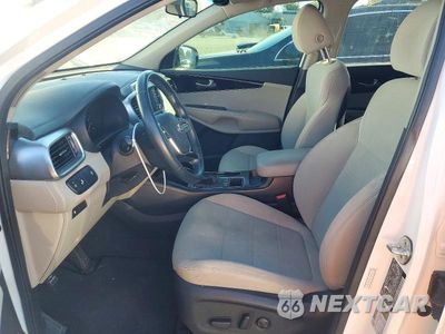 Zdjęcie 7 z 13 samochodu: 2020 KIA SORENTO LX VIN:5XYPG4A38LG675653 - miniatura
