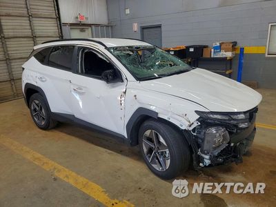Czwarte zdjęcie samochodu z boku: 2026 HYUNDAI TUCSON SEL VIN:5NMJB3DE9TH751205 - miniatura
