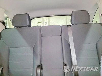 Zdjęcie 10 z 13 samochodu: 2019 KIA SORENTO L VIN:5XYPG4A36KG561391 - miniatura