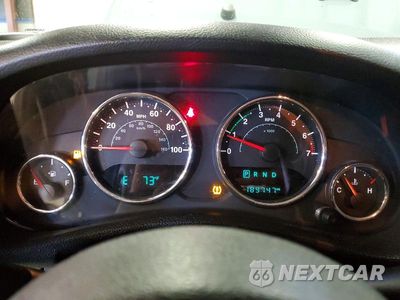 Zdjęcie 9 z 13 samochodu: 2015 JEEP WRANGLER UNLIMITED SPORT VIN:1C4BJWDG0FL529584 - miniatura