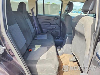 Zdjęcie 11 z 13 samochodu: 2016 JEEP PATRIOT SPORT VIN:1C4NJPBB0GD589001 - miniatura