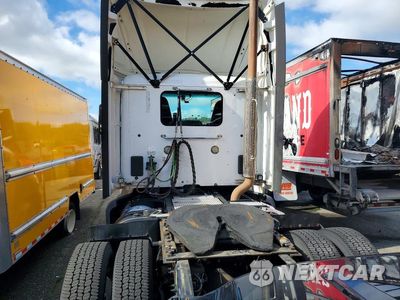 Zdjęcie 6 z 13 samochodu: 2020 PETERBILT 579 SEMI TRUCK VIN:1XPBA48XXLD685571 - miniatura