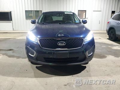Piąte zdjęcie samochodu w środku: 2017 KIA SORENTO LX VIN:5XYPGDA3XHG214106 - miniatura