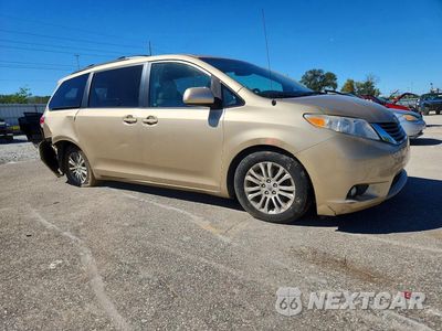 Czwarte zdjęcie samochodu z boku: 2011 TOYOTA SIENNA XLE 8-PASSENGER VIN:5TDYK3DC9BS006494 - miniatura