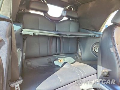 Zdjęcie 10 z 12 samochodu: 2006 MINI COOPER S VIN:WMWRH33566TF86977 - miniatura