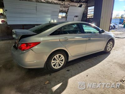 Trzecie zdjęcie samochodu z tyłu: 2012 HYUNDAI SONATA GLS VIN:5NPEB4AC6CH501403 - miniatura