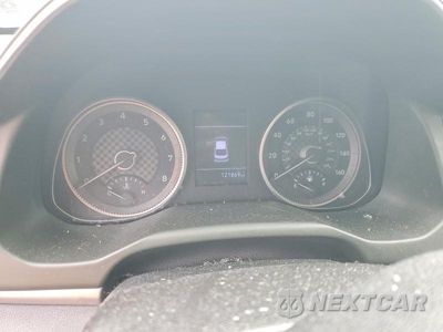Zdjęcie 9 z 12 samochodu: 2019 HYUNDAI ELANTRA SEL VIN:5NPD84LF9KH471359 - miniatura