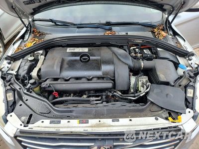 Zdjęcie 12 z 13 samochodu: 2014 VOLVO XC60 T6 VIN:YV4902DZXE2550570 - miniatura