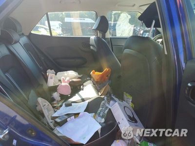 Zdjęcie 10 z 12 samochodu: 2022 HYUNDAI VENUE LIMITED VIN:KMHRC8A31NU143136 - miniatura