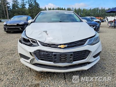 Piąte zdjęcie samochodu w środku: 2018 CHEVROLET CRUZE LT VIN:1G1BE5SM6J7199712 - miniatura