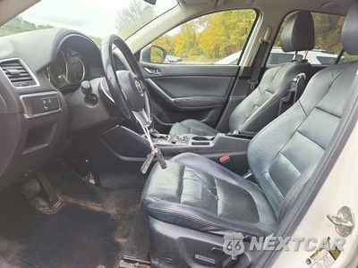 Zdjęcie 7 z 13 samochodu: 2016 MAZDA CX-5 GT VIN:JM3KE4DY5G0627571 - miniatura