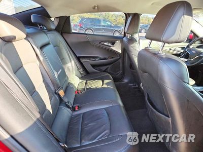 Zdjęcie 10 z 12 samochodu: 2019 CHEVROLET MALIBU LT VIN:1G1ZD5ST6KF127098 - miniatura