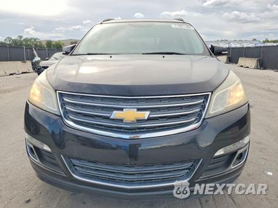 Piąte zdjęcie samochodu w środku: 2017 CHEVROLET TRAVERSE LT VIN:1GNKRGKD1HJ282685 - miniatura