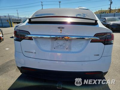 Zdjęcie 6 z 13 samochodu: 2016 TESLA MODEL X VIN:5YJXCBE20GF025584 - miniatura