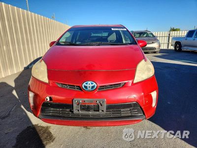 Piąte zdjęcie samochodu w środku: 2013 TOYOTA PRIUS THREE VIN:JTDKN3DU7D5686538 - miniatura