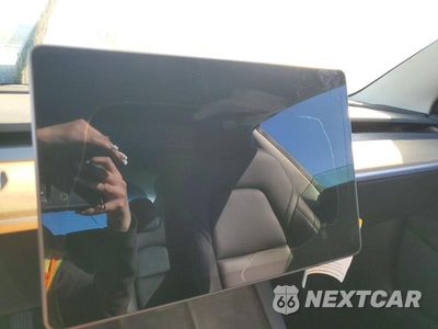Zdjęcie 9 z 12 samochodu: 2021 TESLA MODEL 3 VIN:5YJ3E1EA8MF026973 - miniatura