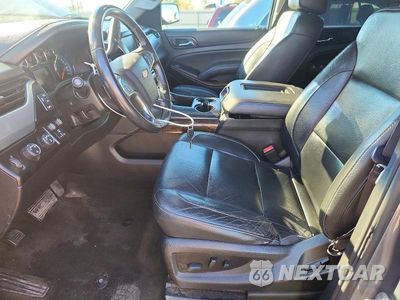 Zdjęcie 7 z 13 samochodu: 2018 CHEVROLET SUBURBAN K1500 LT VIN:1GNSKHKC0JR202236 - miniatura