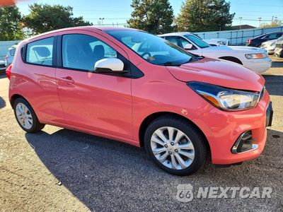 Czwarte zdjęcie samochodu z boku: 2018 CHEVROLET SPARK 1LT VIN:KL8CD6SA6JC471413 - miniatura
