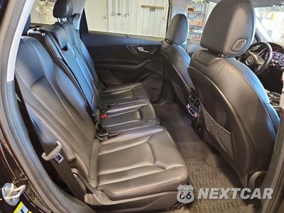 Zdjęcie 10 z 12 samochodu: 2019 AUDI Q7 PRESTIGE VIN:WA1VAAF70KD019909 - miniatura