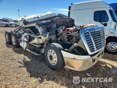 Czwarte zdjęcie samochodu z boku: 2016 FREIGHTLINER CASCADIA 1 - SEMI TRUCK VIN:1FUJGEBG2GLHA7060 - miniatura