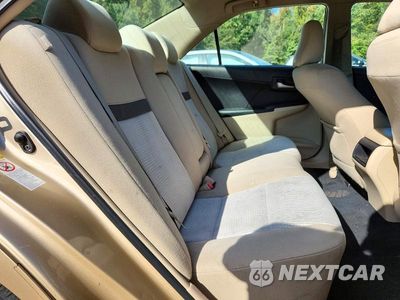 Zdjęcie 10 z 12 samochodu: 2012 TOYOTA CAMRY LE VIN:4T1BF1FK0CU056115 - miniatura