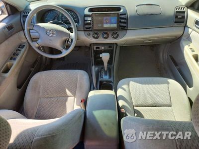 Zdjęcie 8 z 12 samochodu: 2003 TOYOTA CAMRY LE VIN:4T1BE32K33U718712 - miniatura