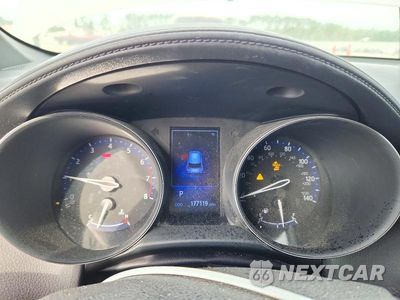 Zdjęcie 9 z 13 samochodu: 2018 TOYOTA C-HR XLE VIN:NMTKHMBX0JR025951 - miniatura