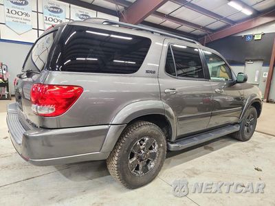Trzecie zdjęcie samochodu z tyłu: 2005 TOYOTA SEQUOIA SR5 VIN:5TDBT44A55S253670 - miniatura