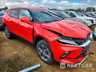 Czwarte zdjęcie samochodu z boku: 2026 CHEVROLET BLAZER 2LT VIN:3GNKBCR49TS150333 - miniatura